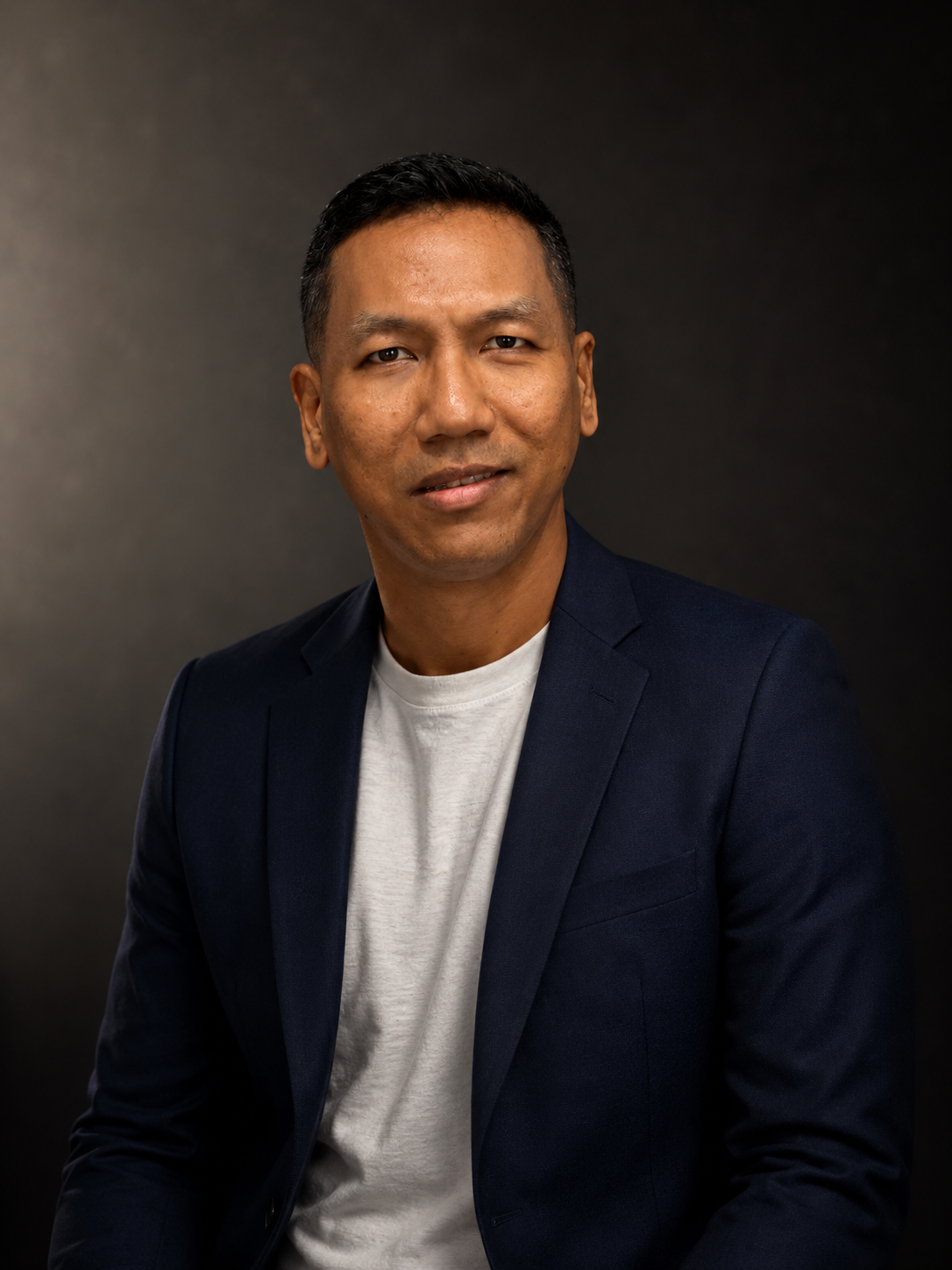 Portrait of Thaung Su Nyein